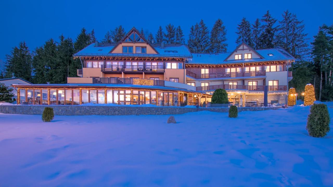 Hotel Slunecna Louka Ліпно-над-Влтавою Екстер'єр фото